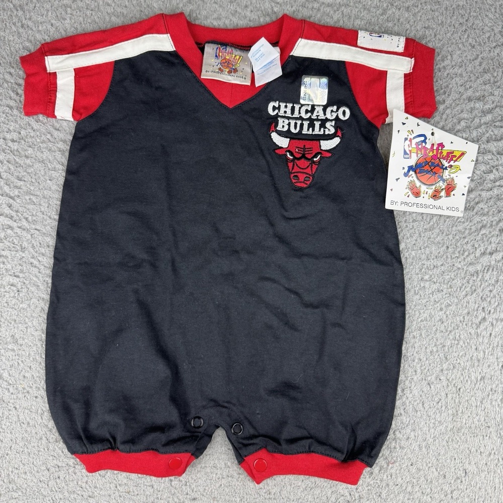 Chicago Bulls Short Romper One Piece Baby Outfit Vintage 90s Nos NWT 6-9 Mos